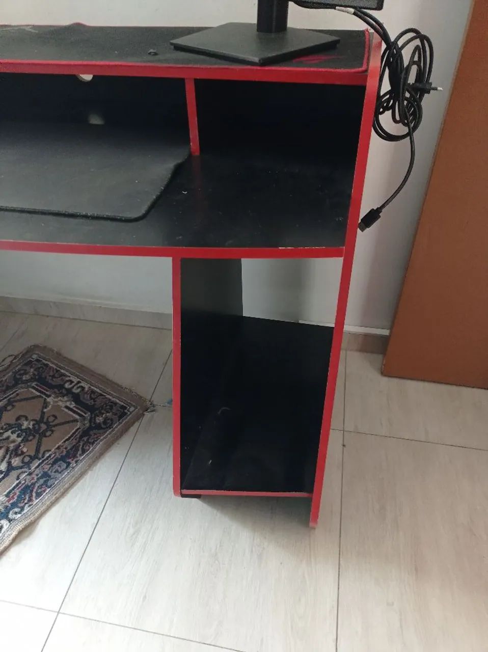 Mesa gamer semi nova  - Foto 2