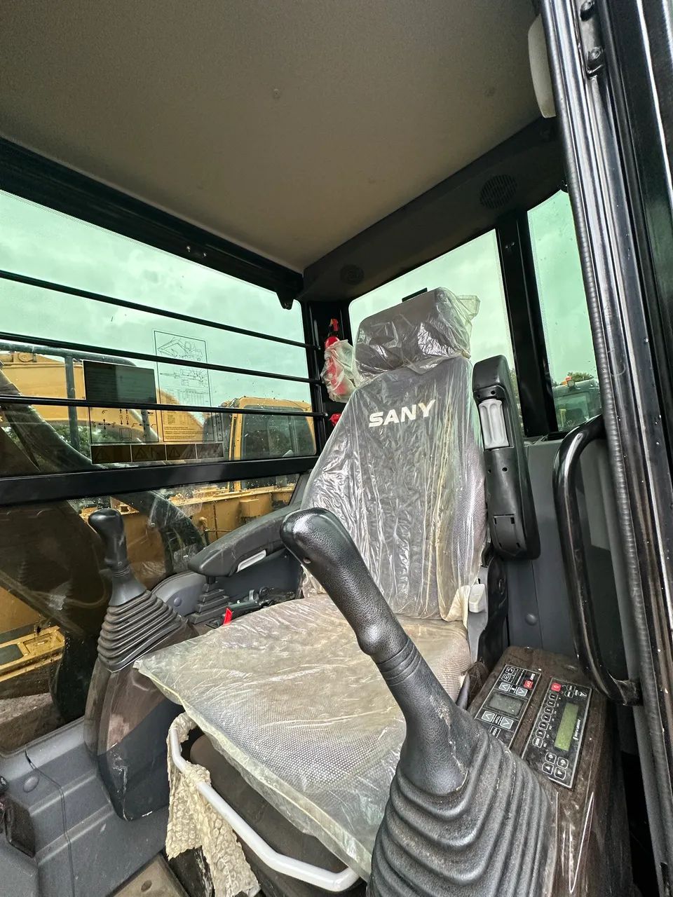 Mini Escavadeira SANY SY75C 2024 - Foto 6