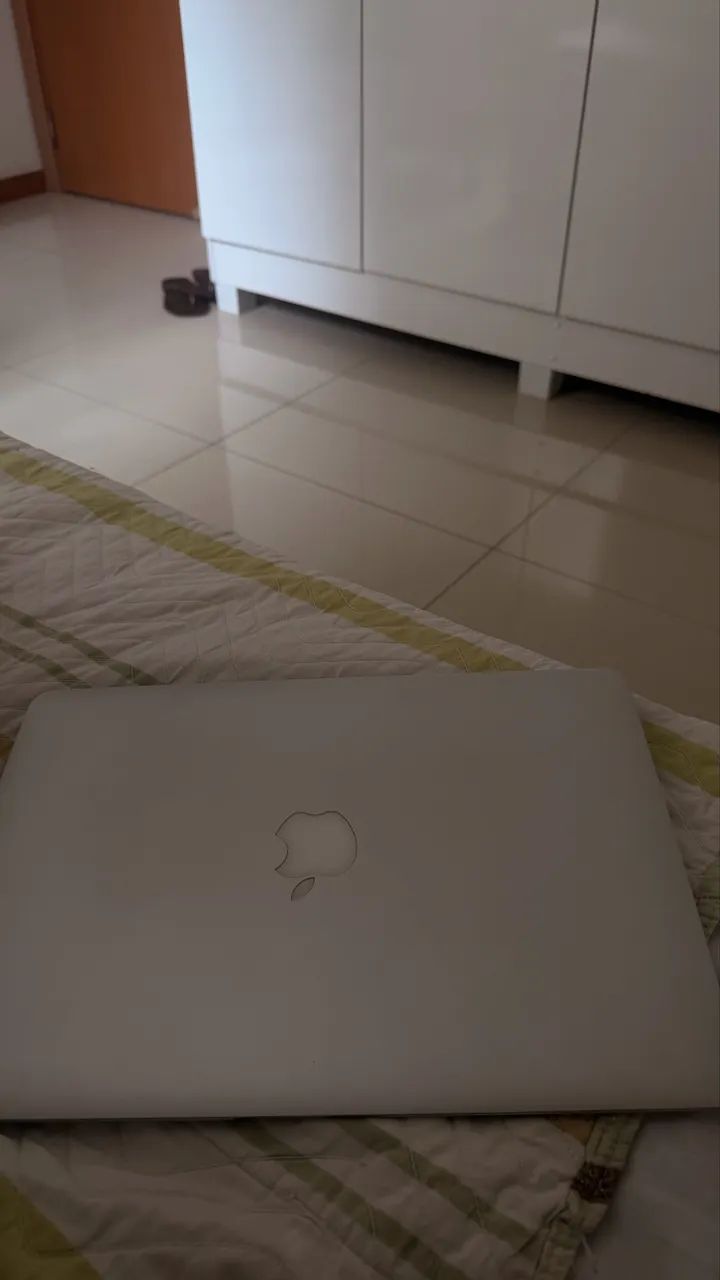 MacBook Air 13-inch, 2017