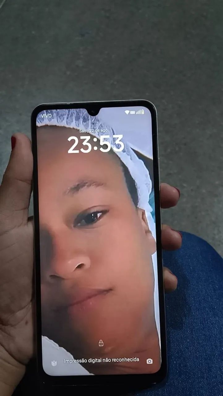 Vende-se celular poco 