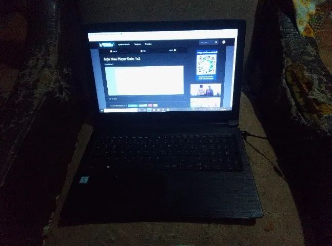 Notebook Acer usado 