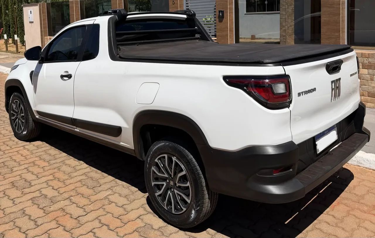 Fiat Strada Endurance 1.4 Flex 8V CS Plus 2023 - Foto 5