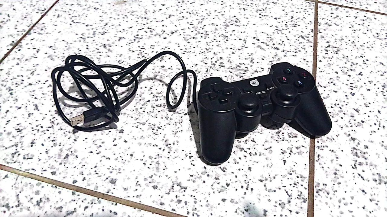 Controle USB Dazz (Estilo PS3 / PC DirectInput) - Foto 2
