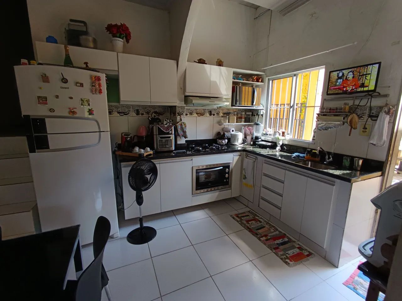 //Casa com piscina no Santa Etelvina 