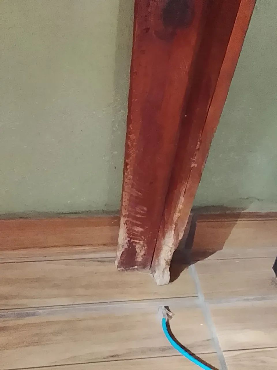 VENDO PEQUENA MESA DE PALETE  - Foto 3