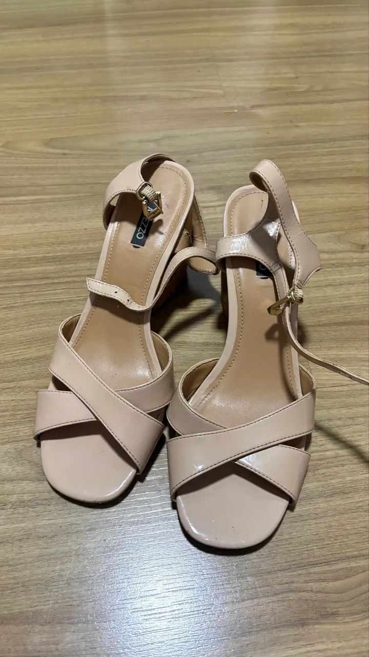 Sandália Arezzo - 37