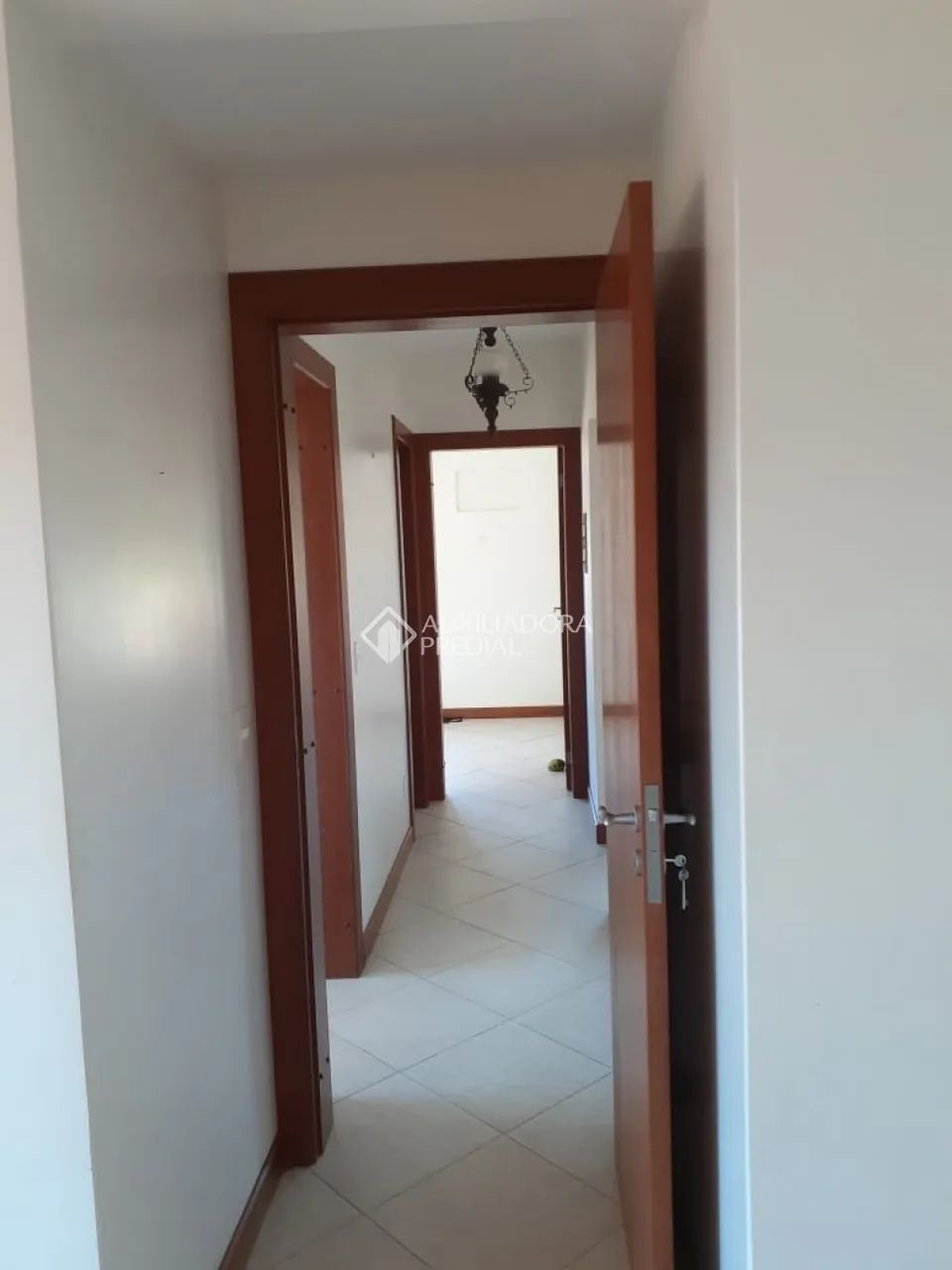 Moderno Apto de 91m² , 3 dormitórios, 1 suítes e sacada com churrasqueira na Lagoa da Conc - Foto 4