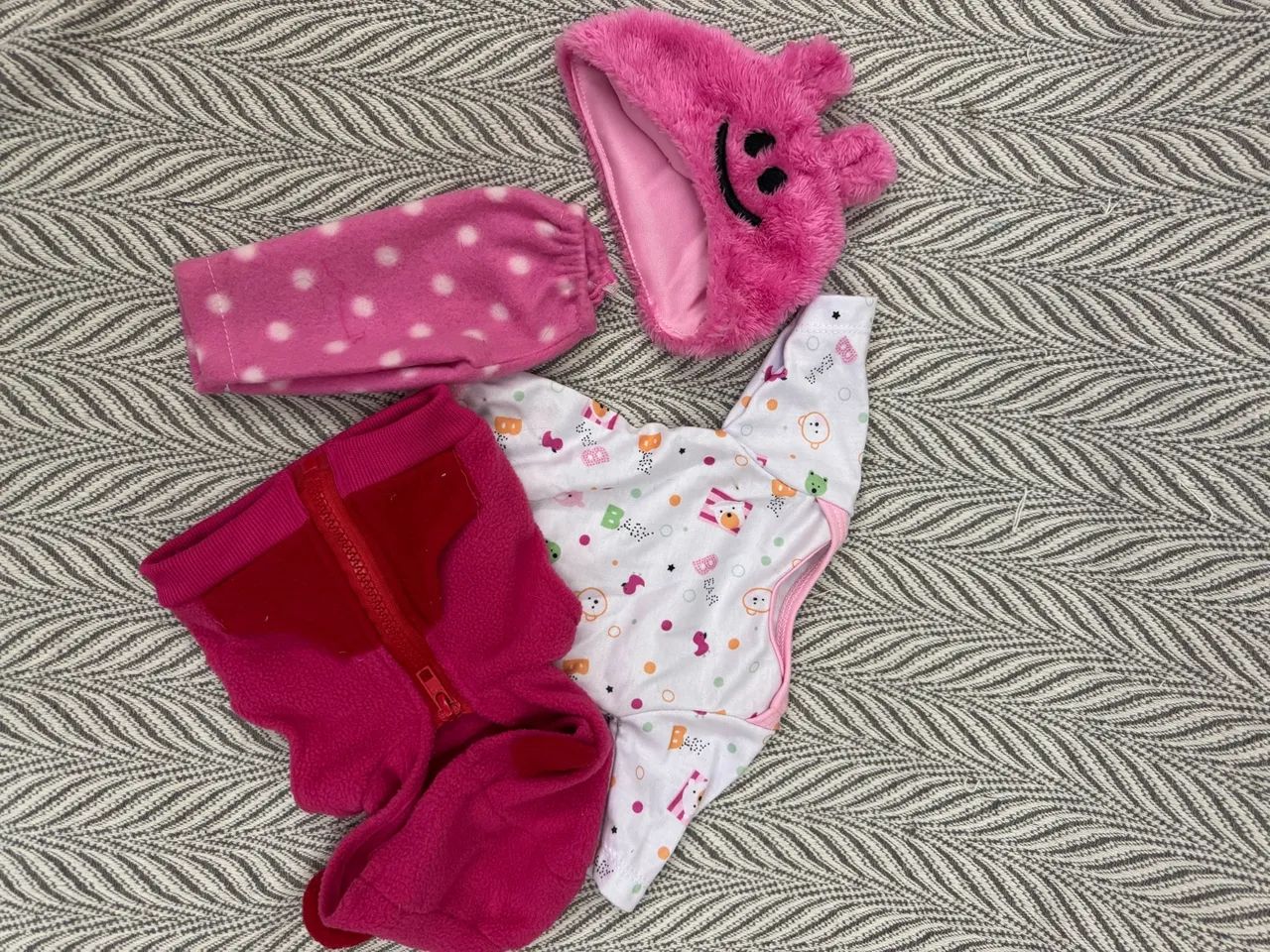 Roupinhas para bonecas bebê reborn  - Foto 2