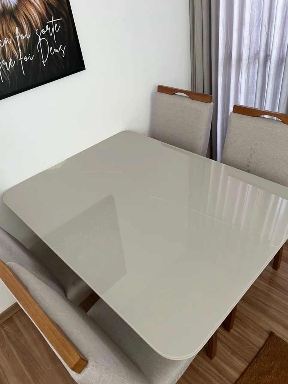 Mesa 4 cadeiras 