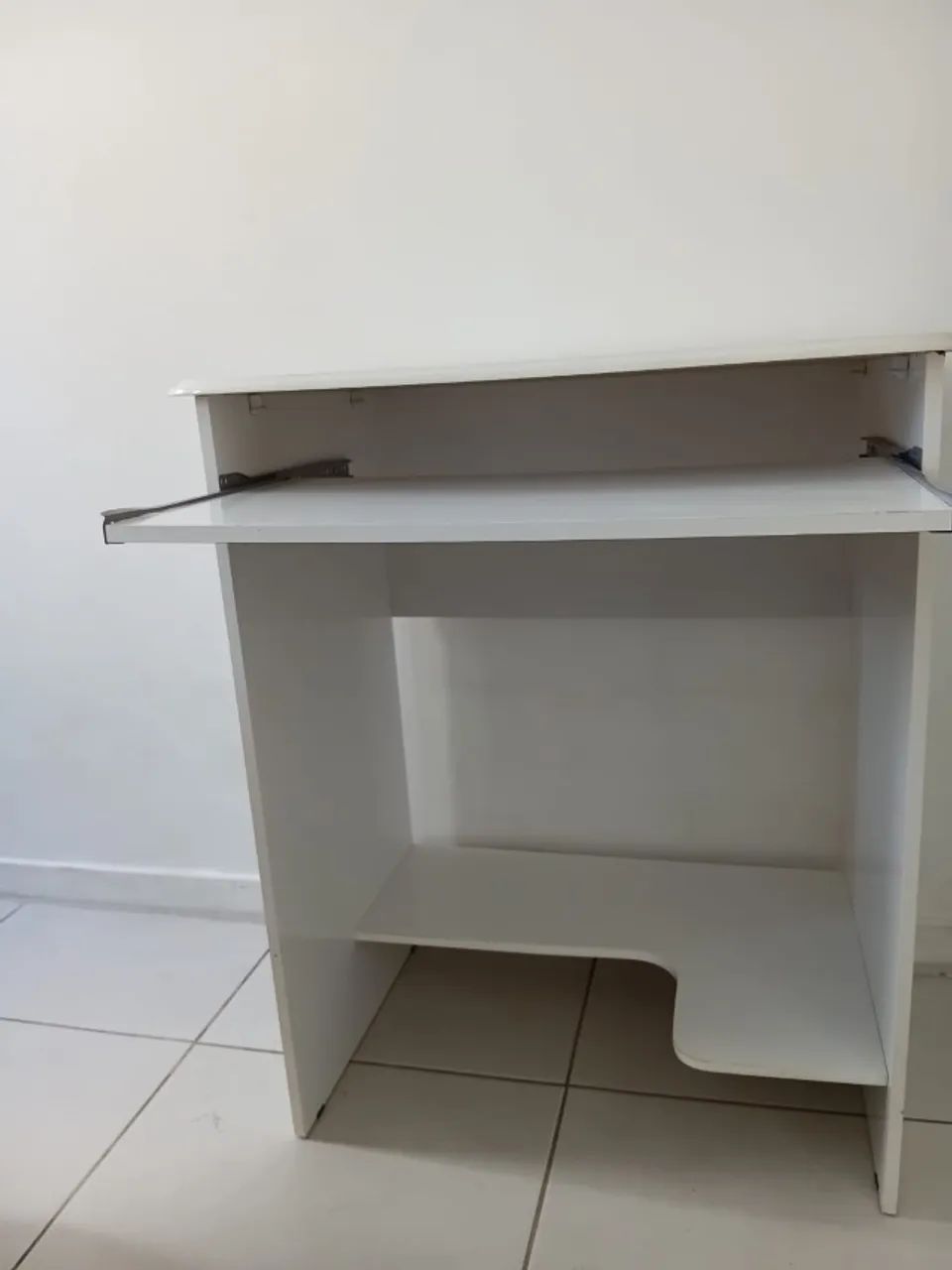 Vendo escrivaninha de computador - Foto 2