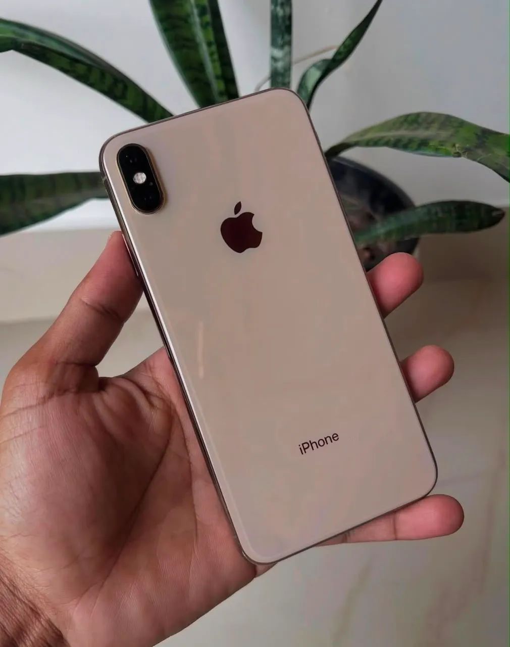 ? IPHONE XS MAX  