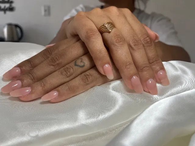 Unhas em gel em Itaparica 