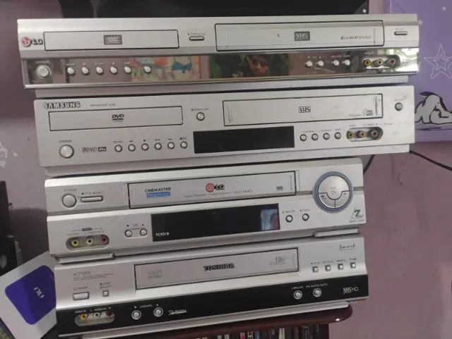 LOTE DE VIDEOS E EM BOM ESTADO DE CONSERVAÇÃO !!!!! - DVD, Blu-Ray