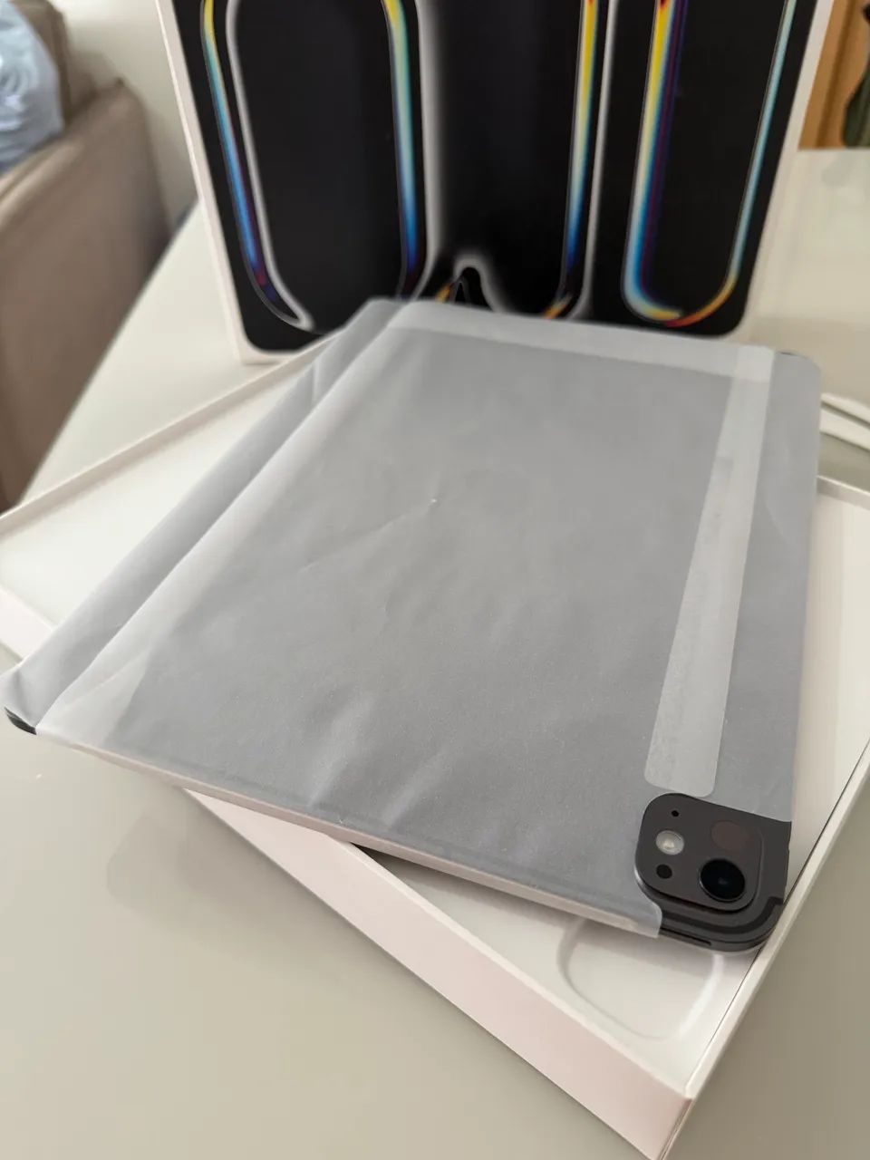iPad Pro M4 , 256GB. Wi-Fi + CELL. Open box 