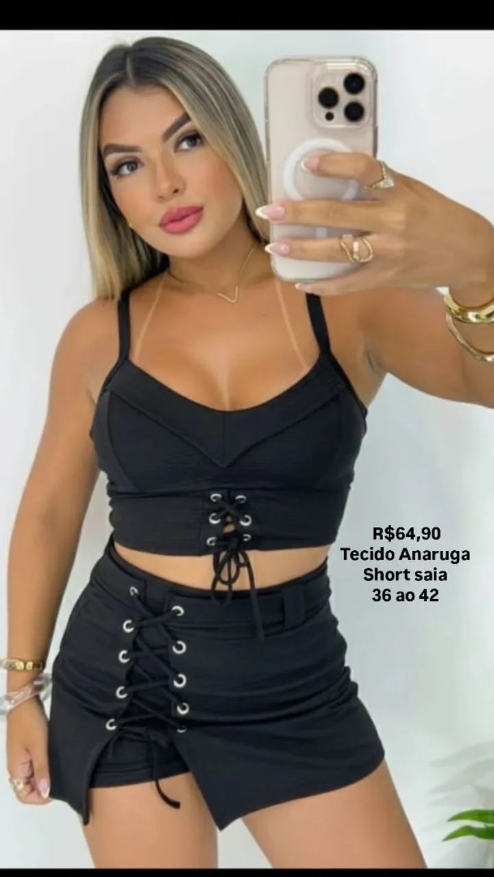 Conjunto com cropped e short saia 
