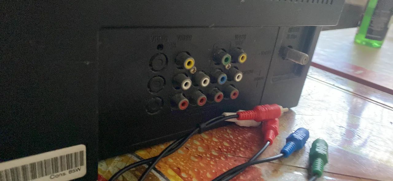 Tv de tubo Toshiba 29 polegadas com componente  - Foto 3