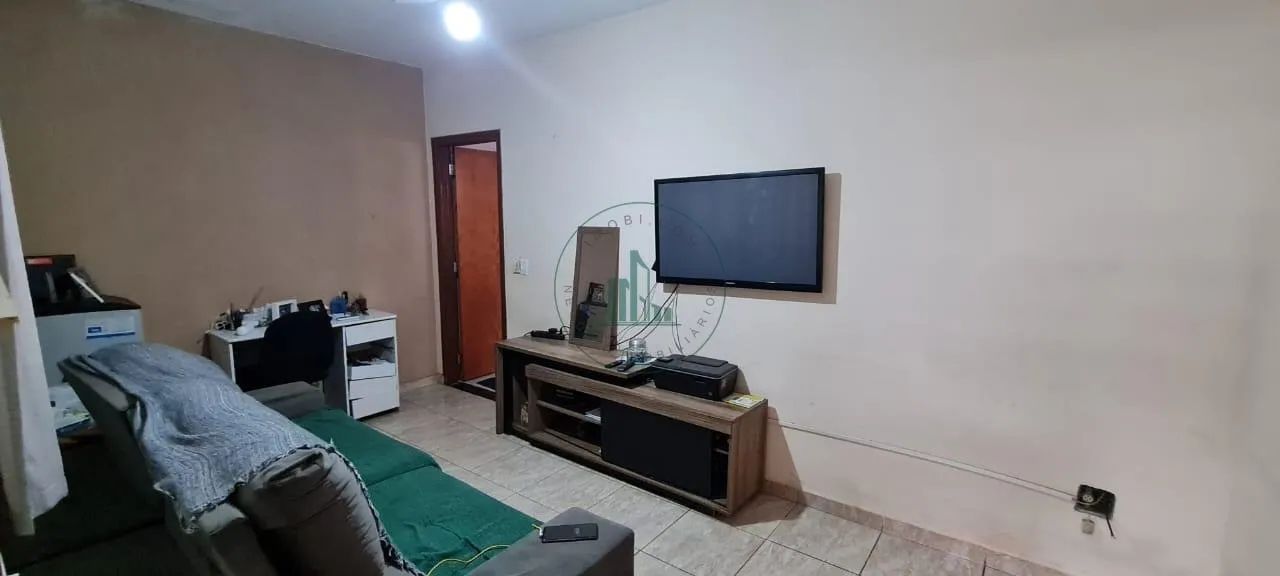 Conforto e praticidade: casa com móveis planejados e excelente ventilação - Foto 2
