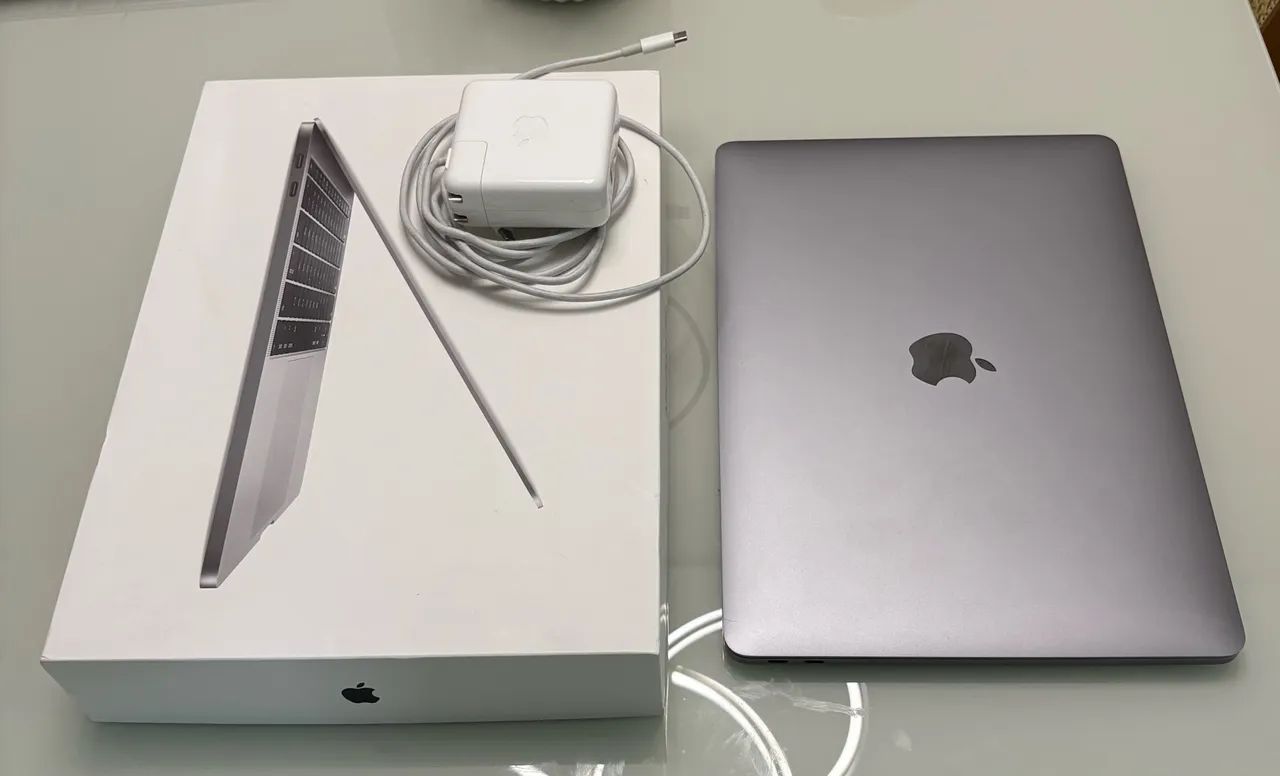 MacBook Pro 13 2017 i5 / 8GB / 256GB SSD + Caixa Original
