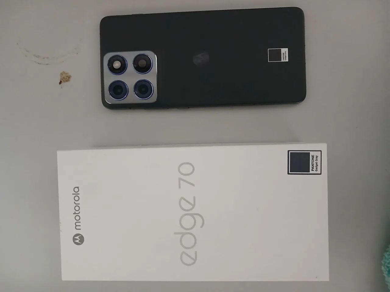 Moto edge 70  - Foto 2