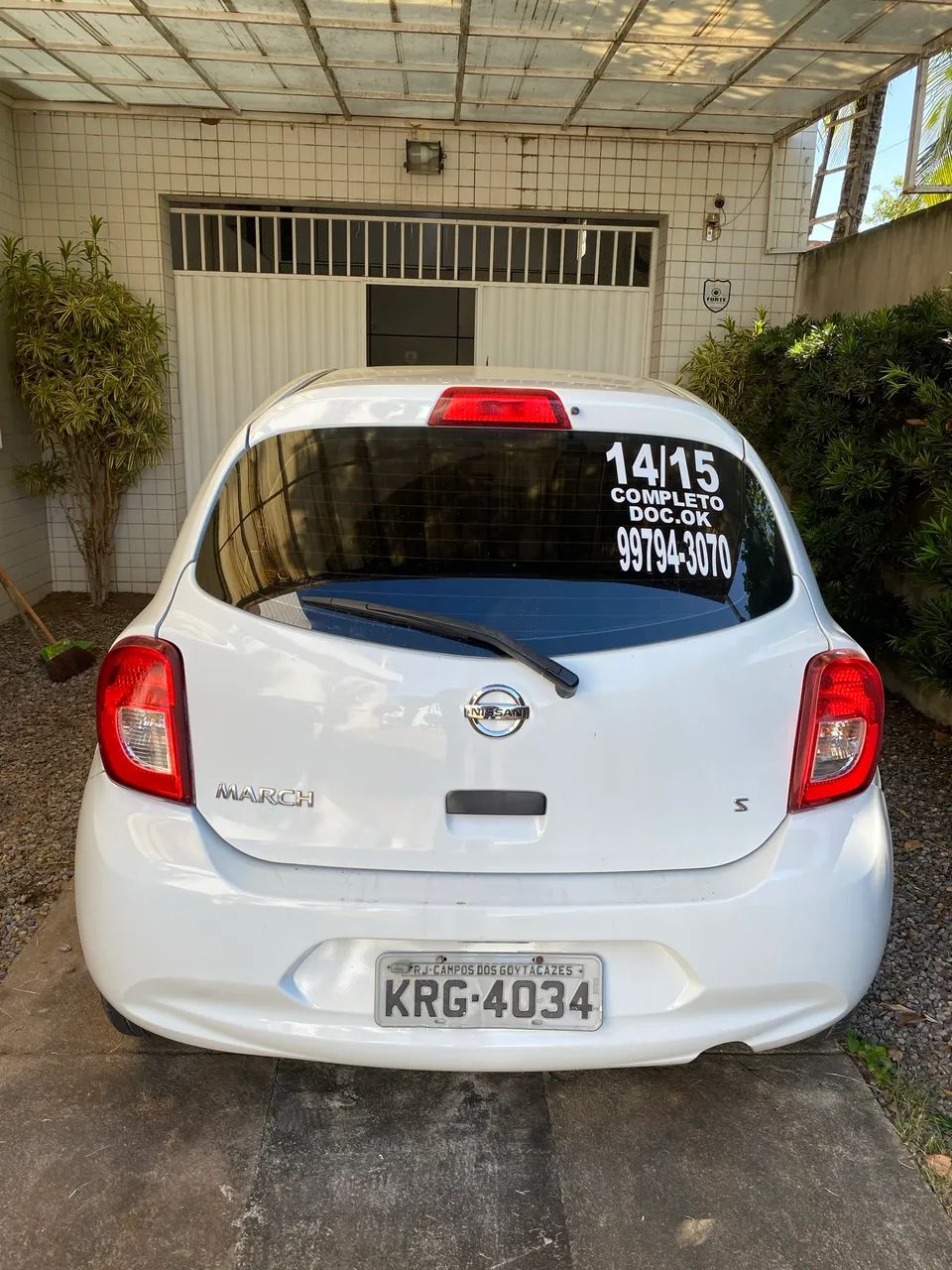 Nissan March 2015