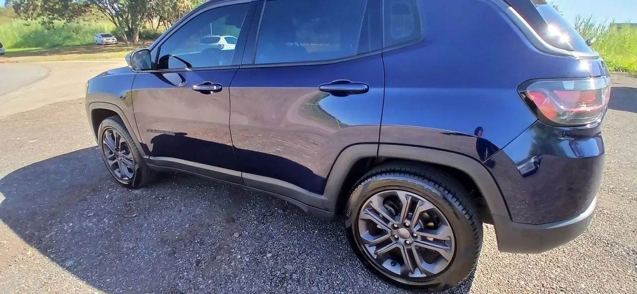 Jeep Compass Longitude Night Eagle 1.3 Flex 2025 - Foto 4