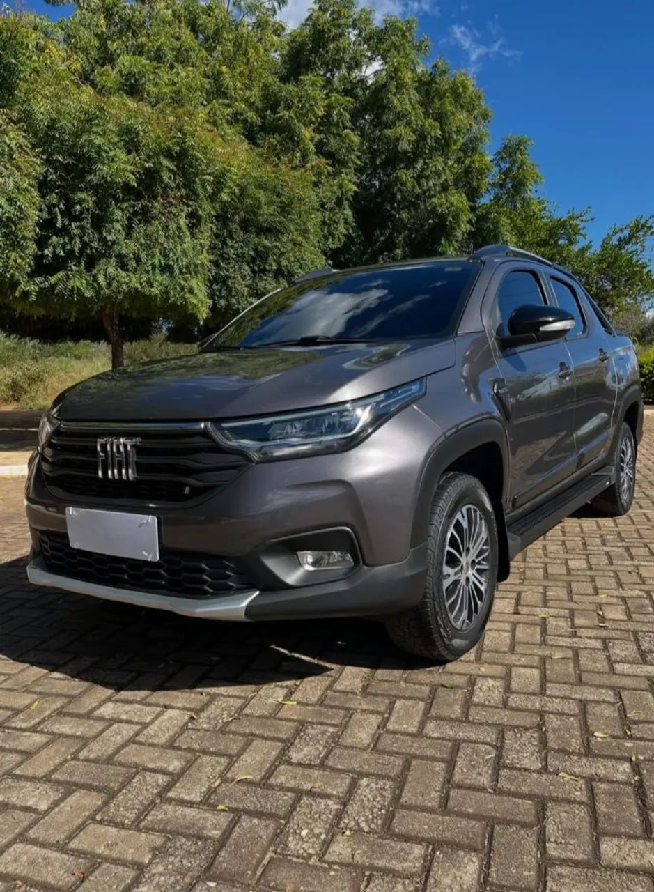 Fiat Strada Volcano 1.3 Flex 8V CD Aut. 2022 - Foto 2