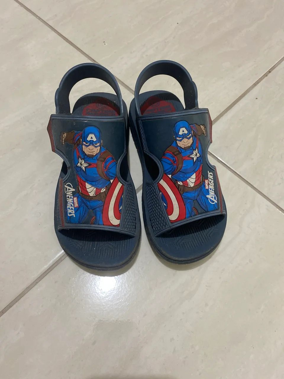 Sandália marvel número 31 - Foto 2