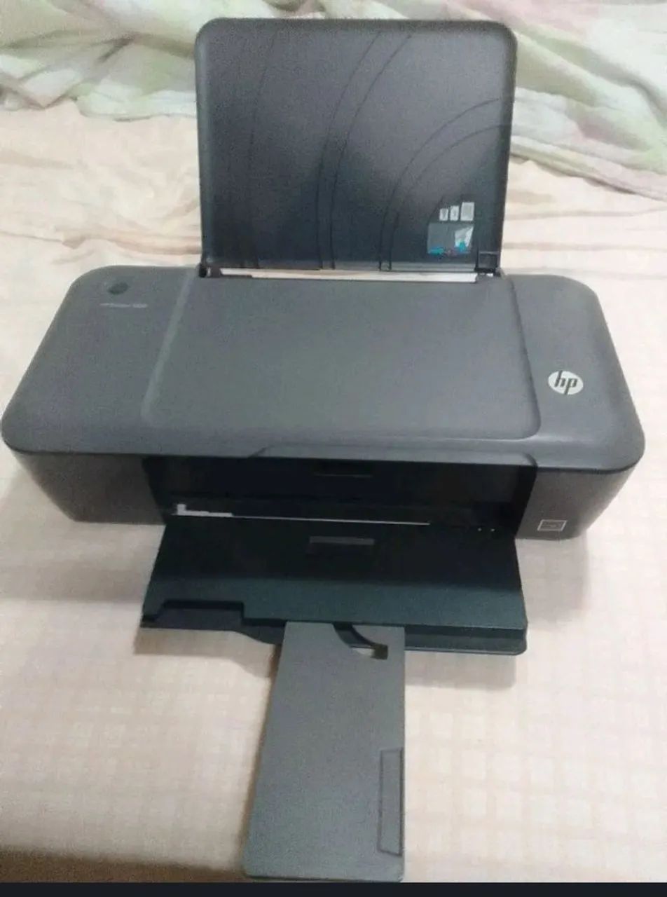 - Impressora da HP - Sem os Cartuchos.