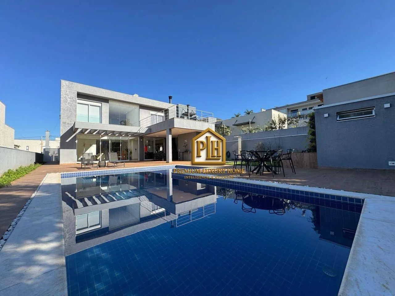 Casa com 4 dormitórios para alugar, 350 m² por R$ 20.065,00/mês - Condominio Figueira Gard