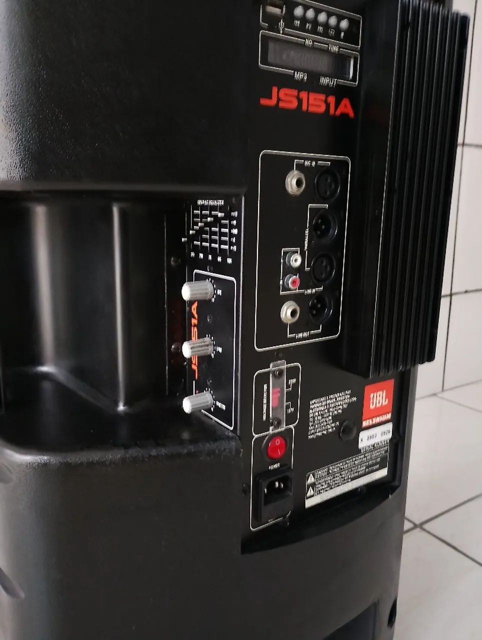Caixa Ativa JBL 151A - Foto 3