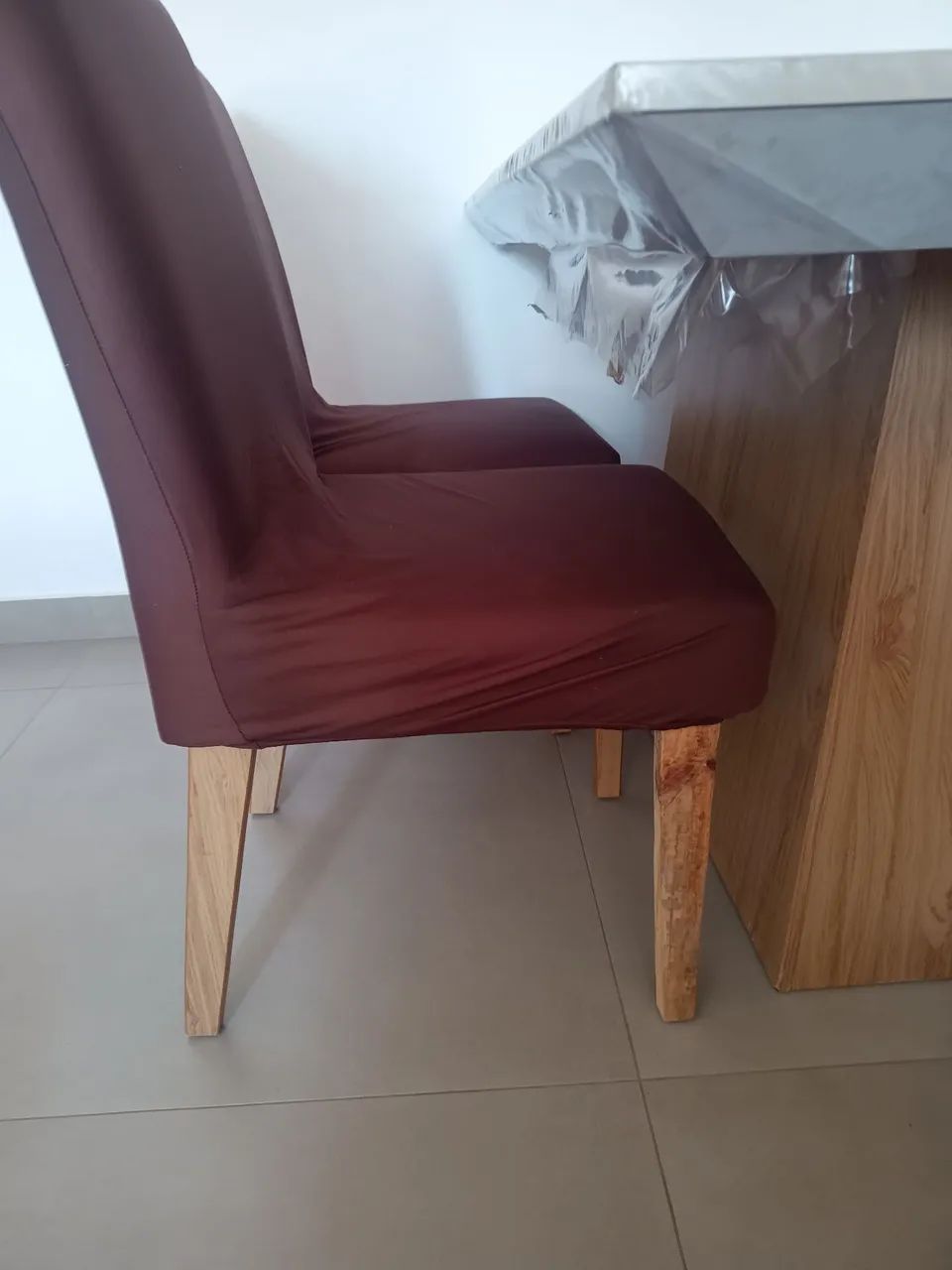 Mesa com 4 cadeiras  - Foto 3