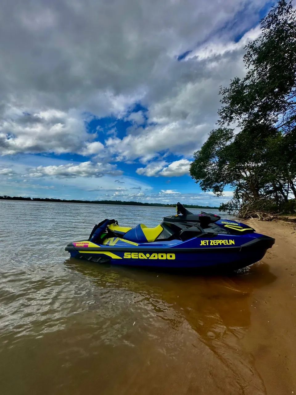 Jet Ski Sea Doo Wake Pro 230 2020 com Som apenas 48 horas