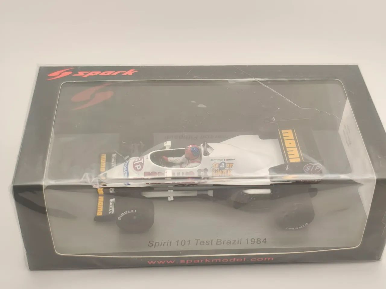 Miniatura F1 Spark Spirit 101 Test 1984 Fittipaldi 1/43 Brasil