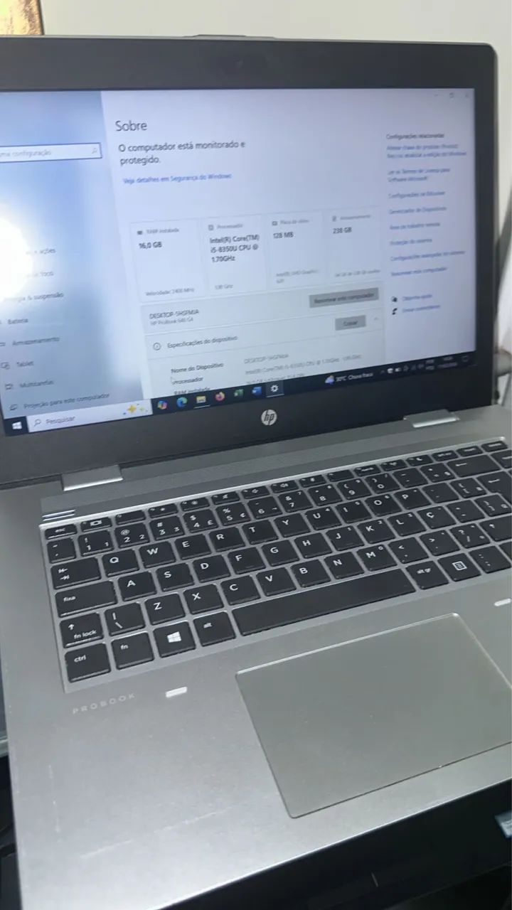 Vendo um notebook