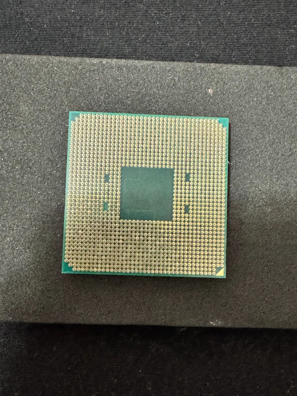 Processador AMD Ryzen 3 3200G (Com Vídeo Integrado Vega 8) - Perfeito Estado. 