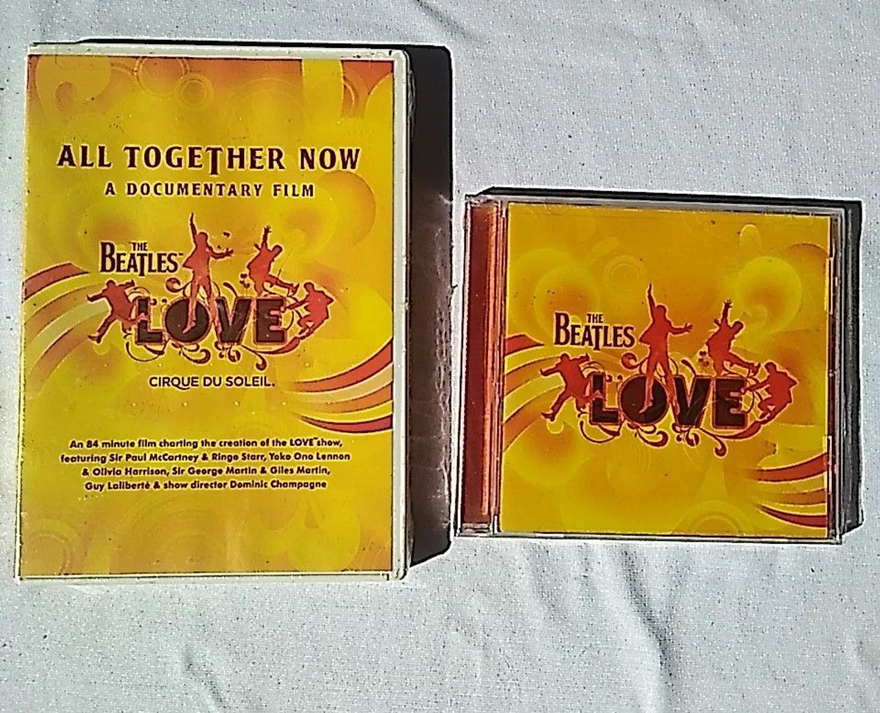 Combo The Beatles - (lacrados)LOVE (DVD Documentário + CD Trilha