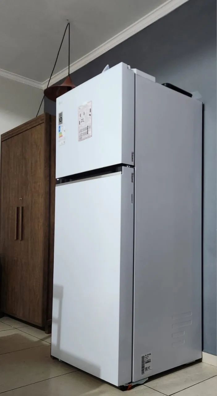 Geladeira Nova 375L - 127v- nunca usada