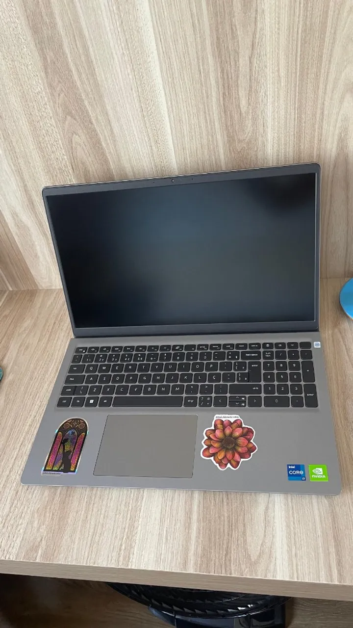 VAIO VJFE5511X com Processador Intel Core i5 11ª Geração - RAM 8GB