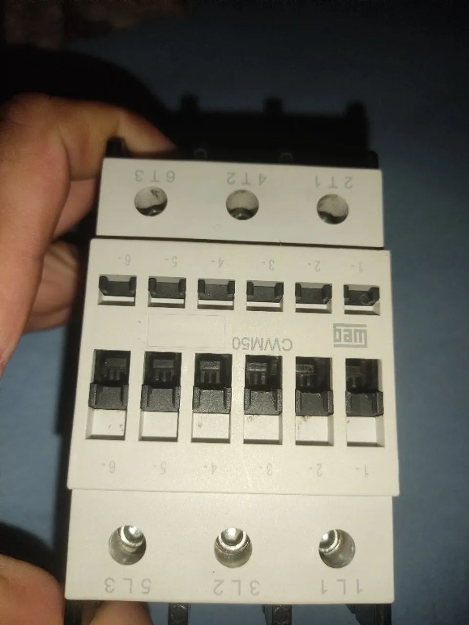 Eletricista 220,00 valor chamar no *