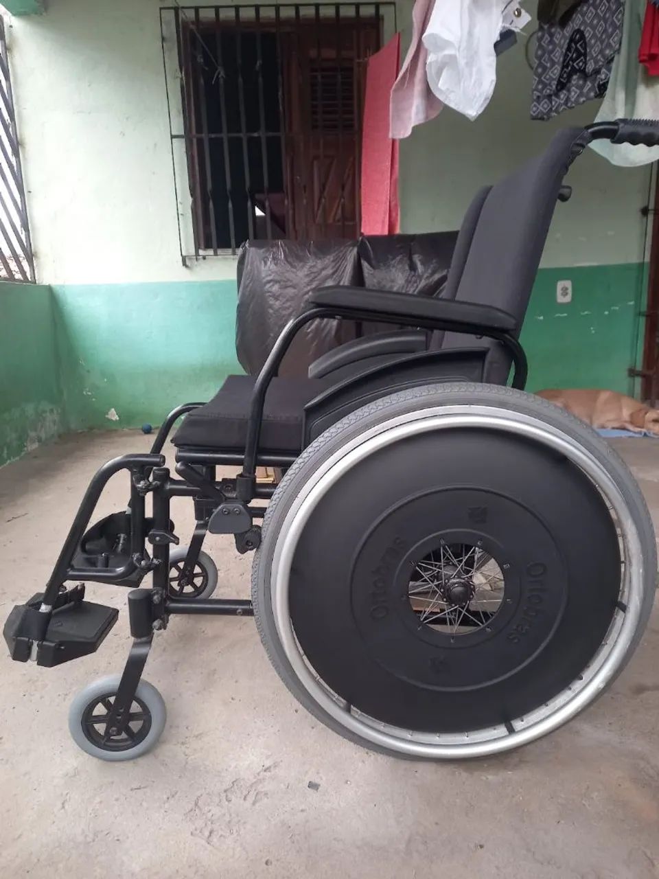 Cadeira de rodas ortobras 