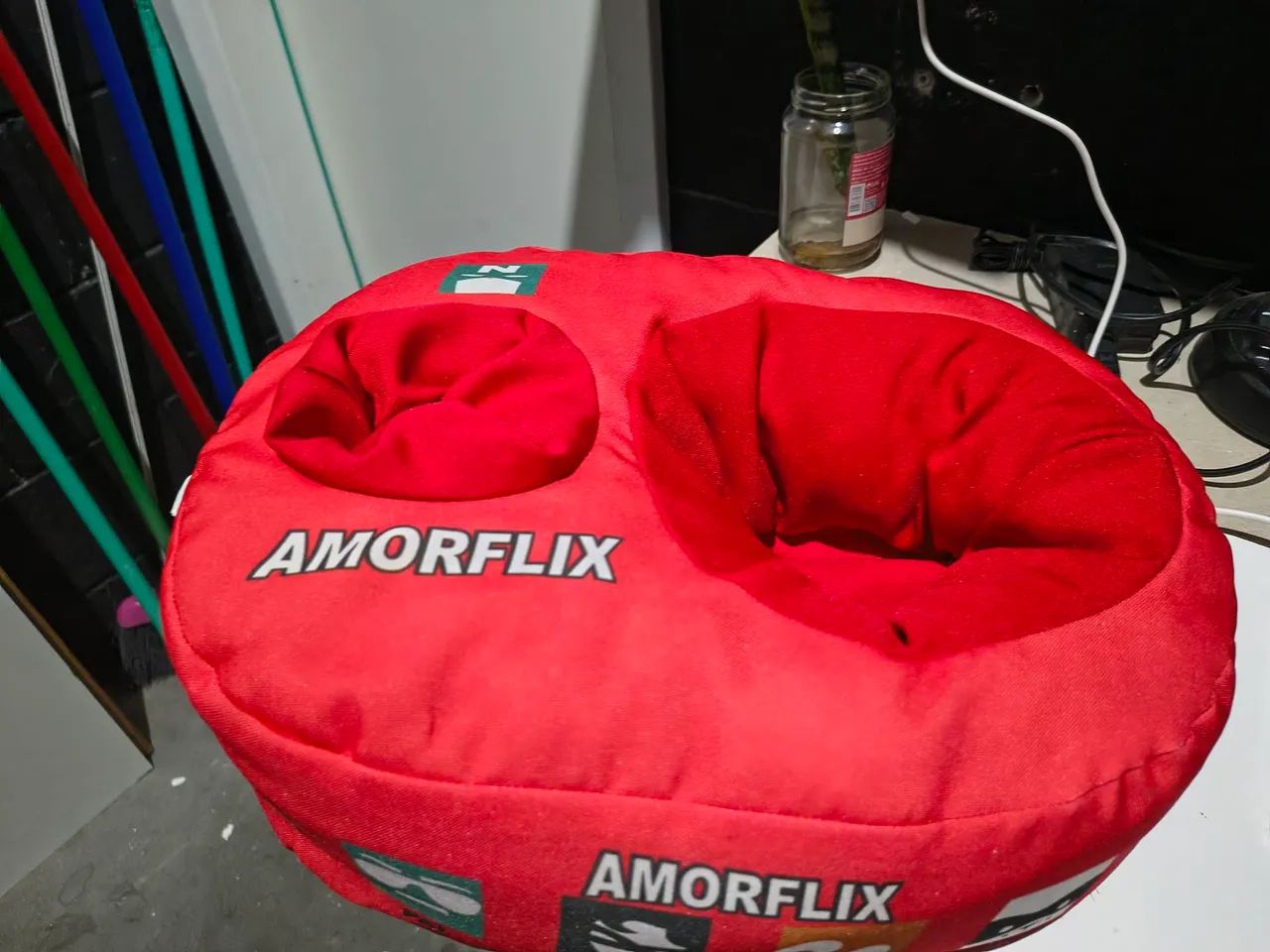 Almofada porta-pipoca vermelha 