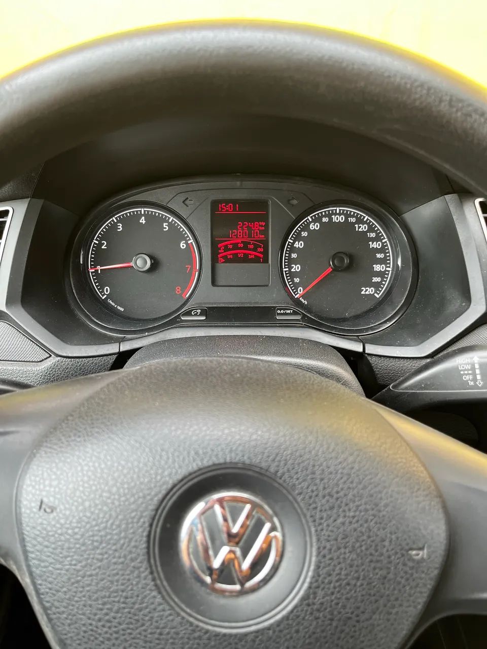Volkswagen Voyage 1.0 Flex 12V 4P 2023 - Foto 4