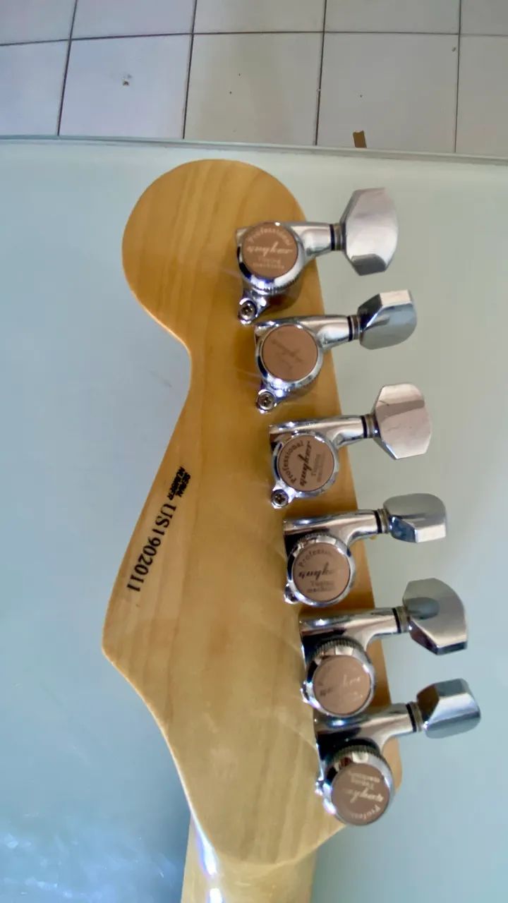 Guitarra stratocaster  - Foto 3