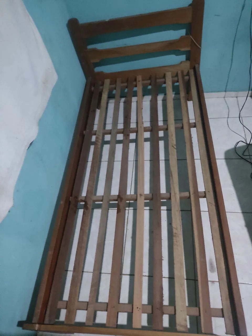 Cama de madeira para solteiro  - Foto 2