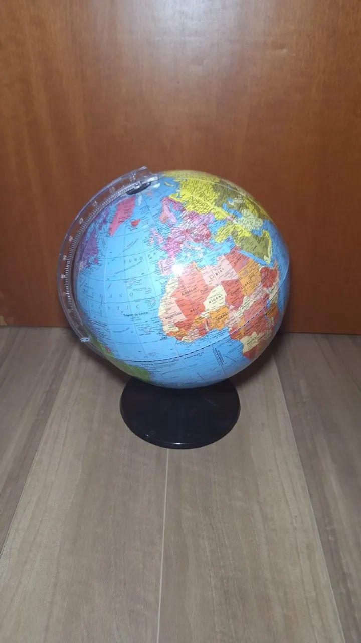Globo Terrestre Escolar Giratório