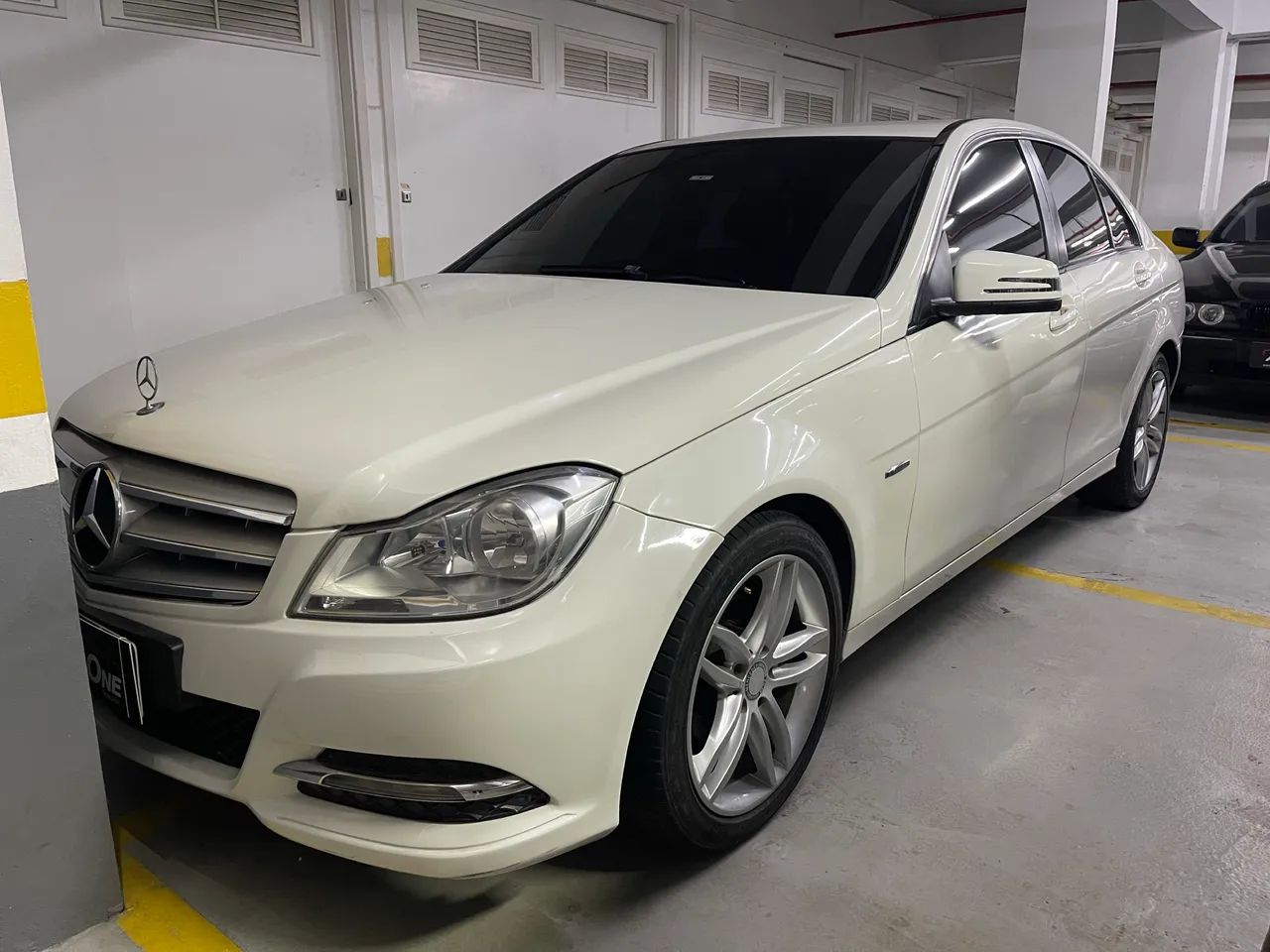 Mercedes-Benz C-180 2012