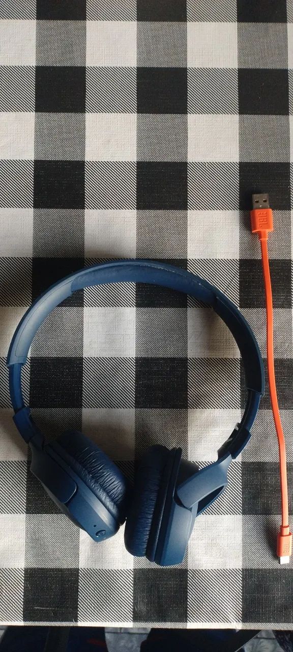 Jbl tune 520 bt usado 