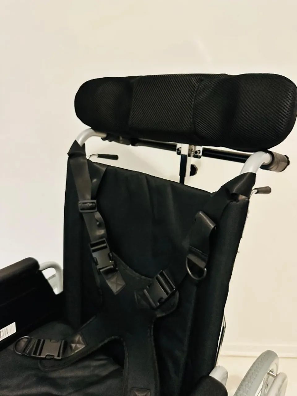 Cadeira de Rodas - Foto 3