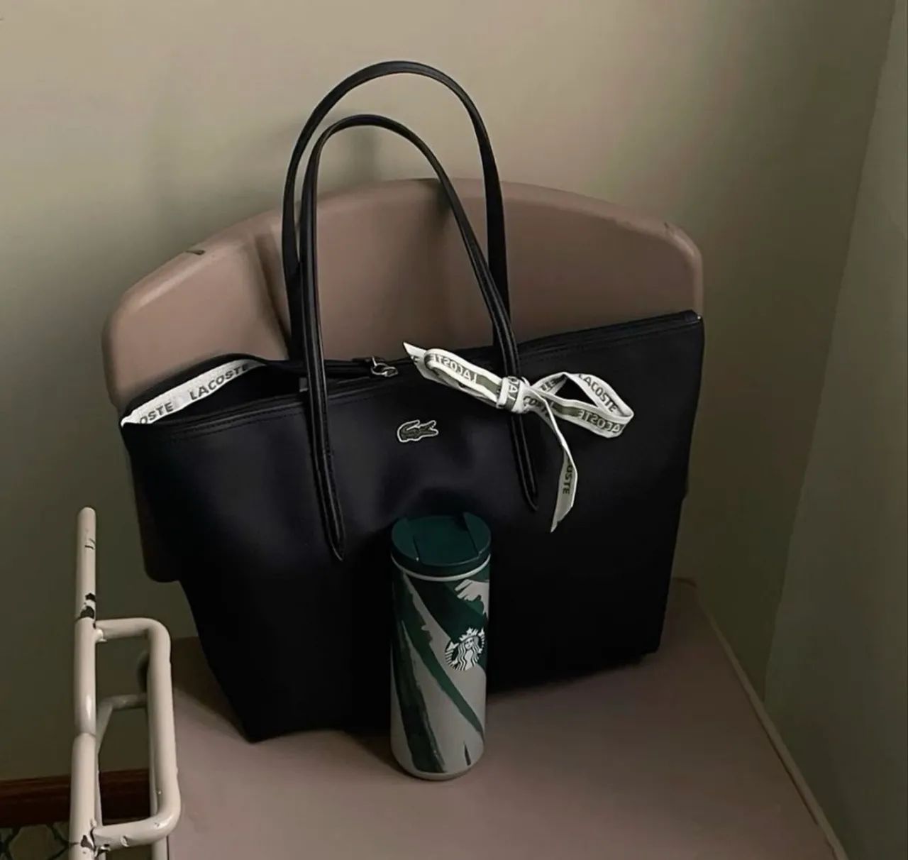 Bolsa Lacoste Back - Tamanho G 