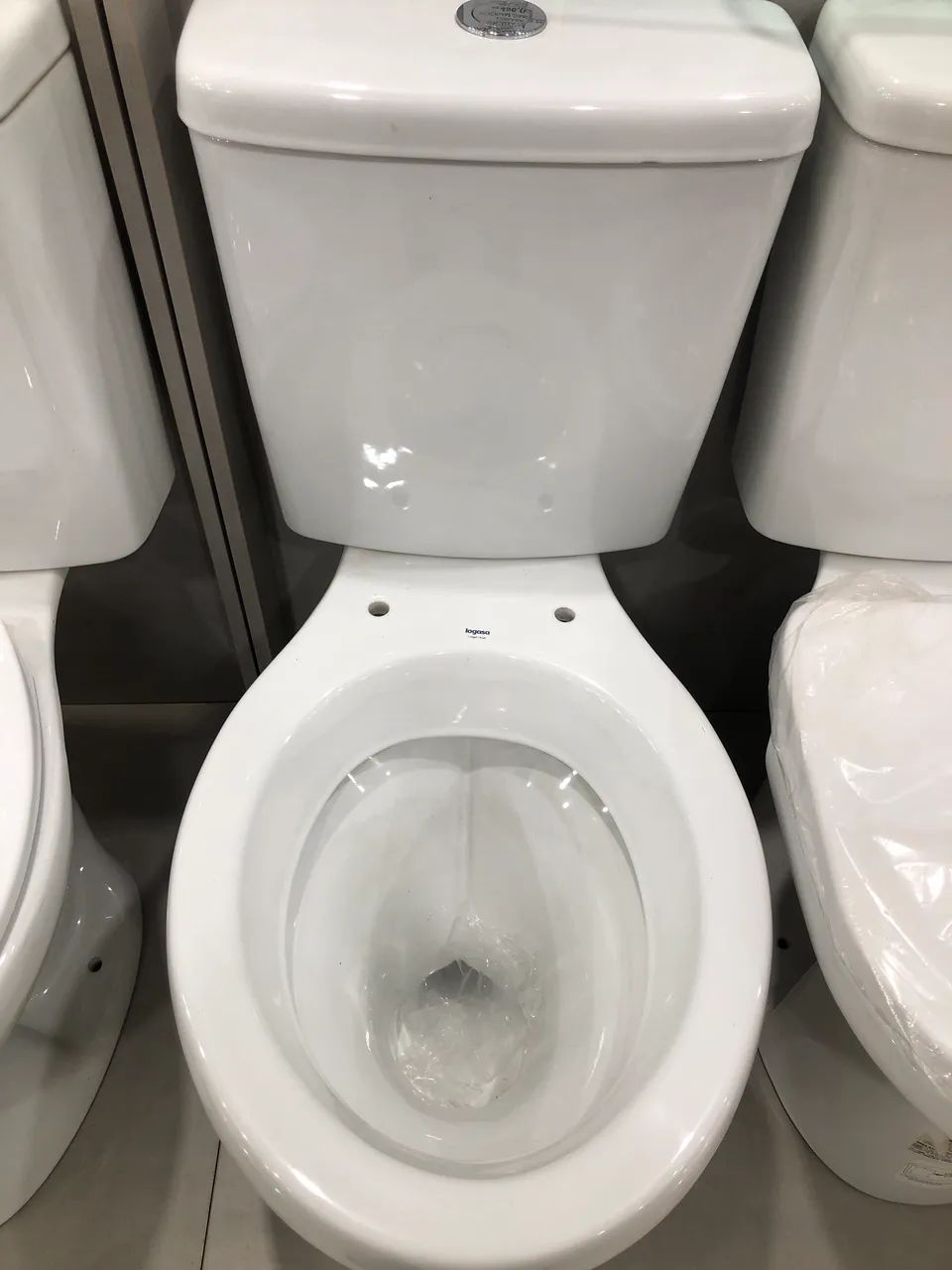 Vaso+caixa acoplada logasa/Deca 